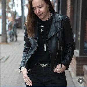 Meet your Posher, Frances